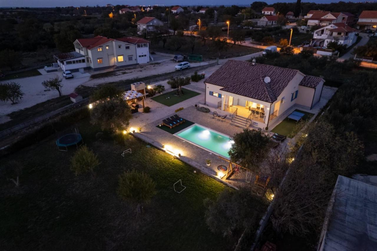 Villa Tara Zadarvillas Tinj Exterior foto