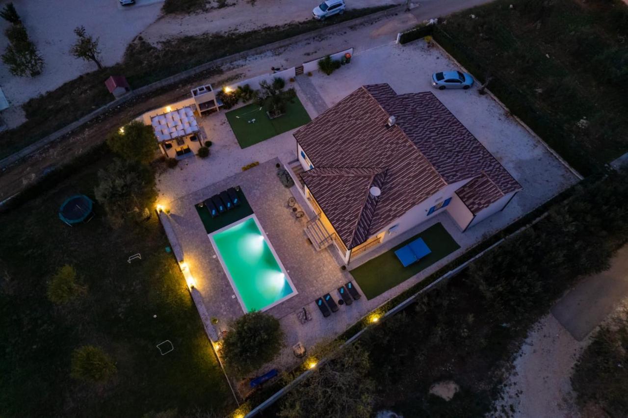 Villa Tara Zadarvillas Tinj Exterior foto